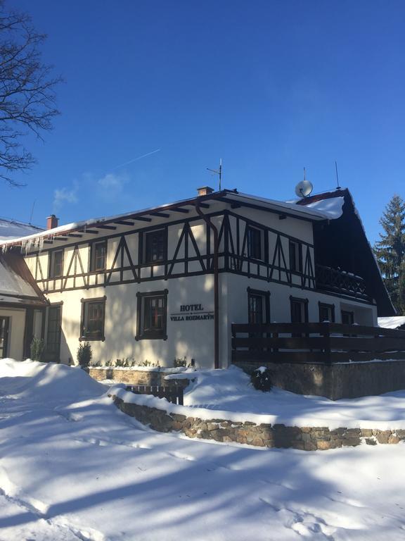 Villa Rozmaryn Gourmet & Wine 마리안스케 라즈네 외부 사진